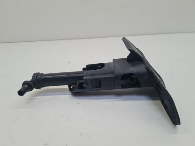 bontott VW GOLF VII Bal Fényszórómosó Fúvóka