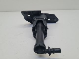 bontott VW GOLF VII Bal Fényszórómosó Fúvóka