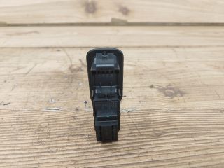 bontott VW GOLF VII Bal hátsó Ablakemelő Kapcsoló