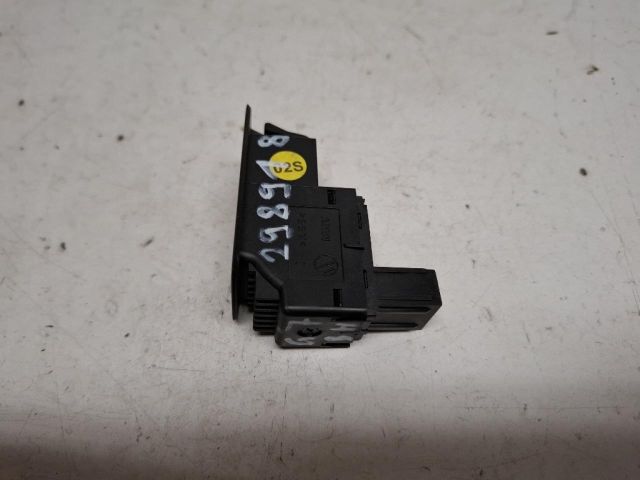 bontott VW GOLF VII Bal hátsó Ablakemelő Kapcsoló