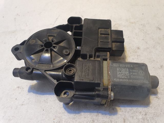 bontott VW GOLF VII Bal hátsó Ablakemelő Motor