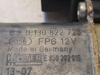 bontott VW GOLF VII Bal hátsó Ablakemelő Motor