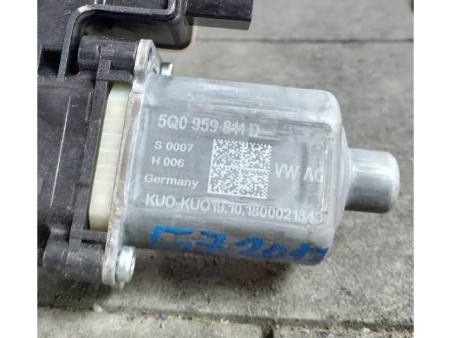 bontott VW GOLF VII Bal hátsó Ablakemelő Motor