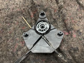 bontott VW GOLF VII Bal hátsó Ablakemelő Szerkezet (Elektromos)