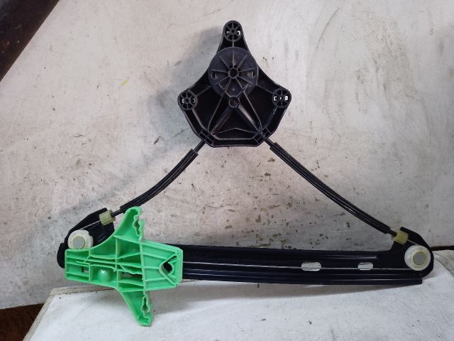 bontott VW GOLF VII Bal hátsó Ablakemelő Szerkezet (Elektromos)