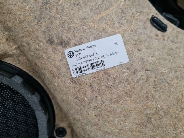 bontott VW GOLF VII Bal hátsó Ajtó Kárpit