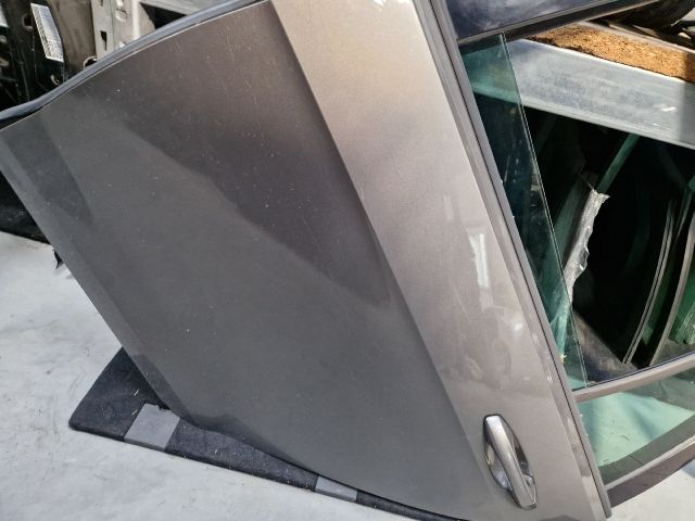 bontott VW GOLF VII Bal hátsó Ajtó (Részeivel)