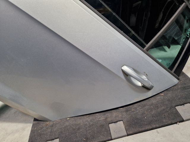 bontott VW GOLF VII Bal hátsó Ajtó (Részeivel)