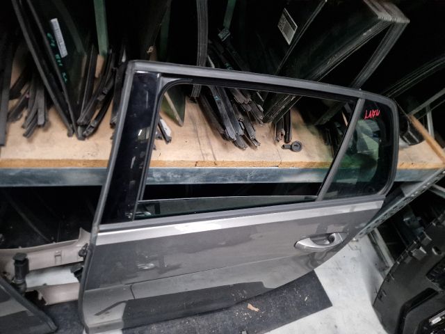 bontott VW GOLF VII Bal hátsó Ajtó (Részeivel)