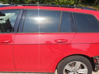 bontott VW GOLF VII Bal hátsó Ajtó (Részeivel)