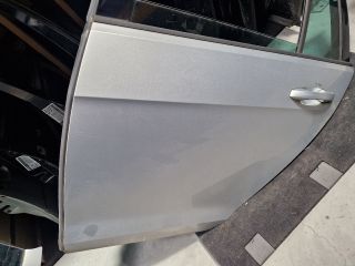 bontott VW GOLF VII Bal hátsó Ajtó (Részeivel)