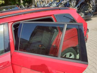 bontott VW GOLF VII Bal hátsó Ajtó (Részeivel)