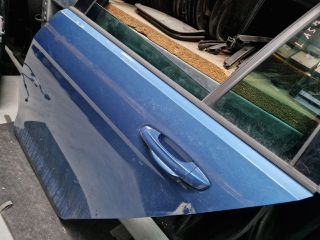 bontott VW GOLF VII Bal hátsó Ajtó (Részeivel)