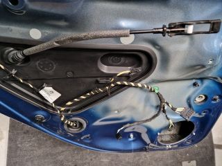 bontott VW GOLF VII Bal hátsó Ajtó (Részeivel)