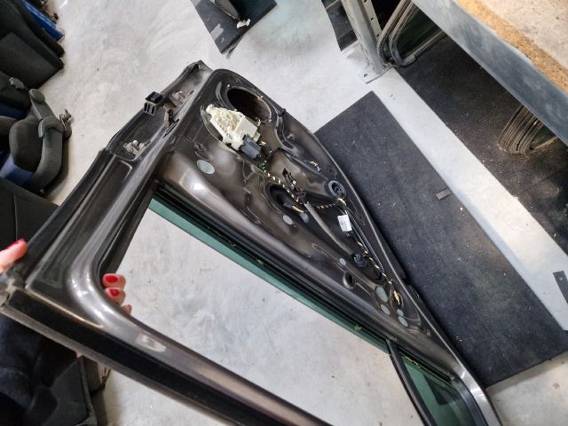 bontott VW GOLF VII Bal hátsó Ajtó (Részeivel)