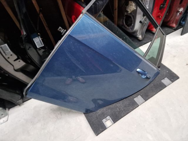 bontott VW GOLF VII Bal hátsó Ajtó (Részeivel)