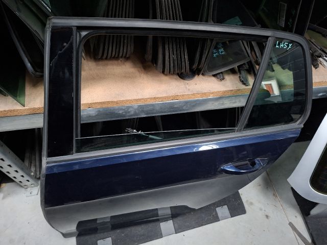 bontott VW GOLF VII Bal hátsó Ajtó (Részeivel)