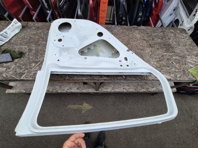 bontott VW GOLF VII Bal hátsó Ajtó (Üres lemez)