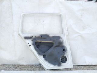 bontott VW GOLF VII Bal hátsó Ajtó (Üres lemez)