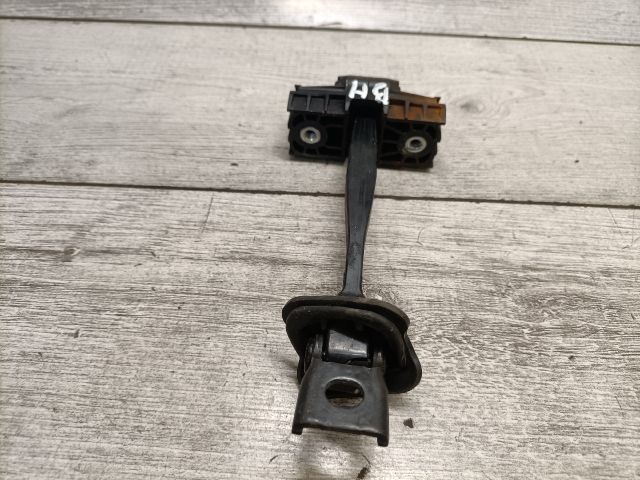 bontott VW GOLF VII Bal hátsó Ajtóhatároló