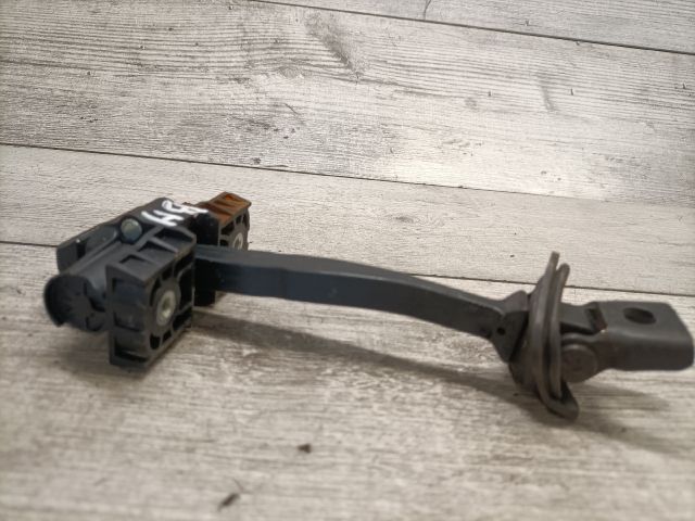 bontott VW GOLF VII Bal hátsó Ajtóhatároló