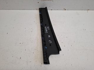 bontott VW GOLF VII Bal hátsó Ajtókeret Burkolat