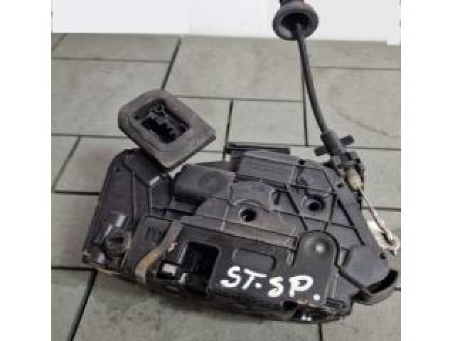 bontott VW GOLF VII Bal hátsó Ajtózár