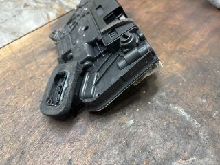 bontott VW GOLF VII Bal hátsó Ajtózár