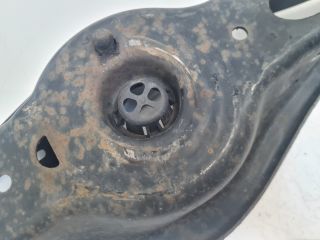 bontott VW GOLF VII Bal hátsó Alsó Lengőkar