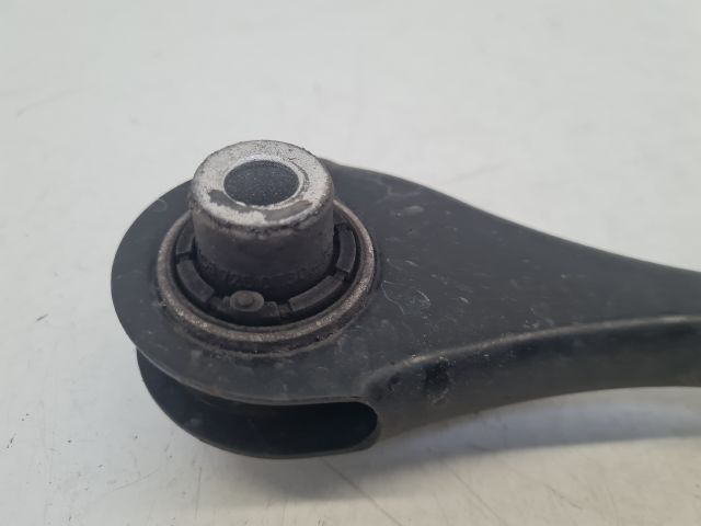 bontott VW GOLF VII Bal hátsó Alsó Lengőkar