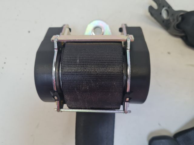 bontott VW GOLF VII Bal hátsó Biztonsági Öv