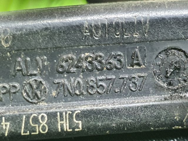 bontott VW GOLF VII Bal hátsó Biztonsági Öv