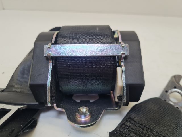 bontott VW GOLF VII Bal hátsó Biztonsági Öv