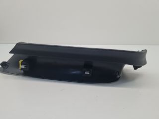 bontott VW GOLF VII Bal hátsó Csomagtér Burkolat (Műanyag)