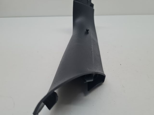 bontott VW GOLF VII Bal hátsó Csomagtér Burkolat (Műanyag)