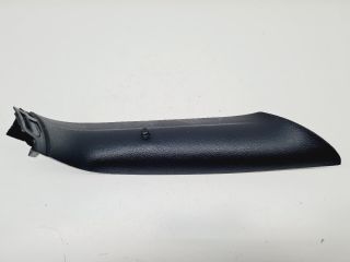 bontott VW GOLF VII Bal hátsó Csomagtér Burkolat (Műanyag)