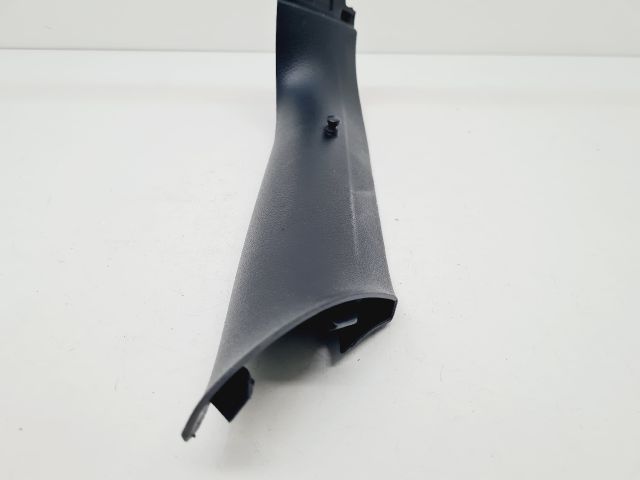 bontott VW GOLF VII Bal hátsó Csomagtér Burkolat (Műanyag)