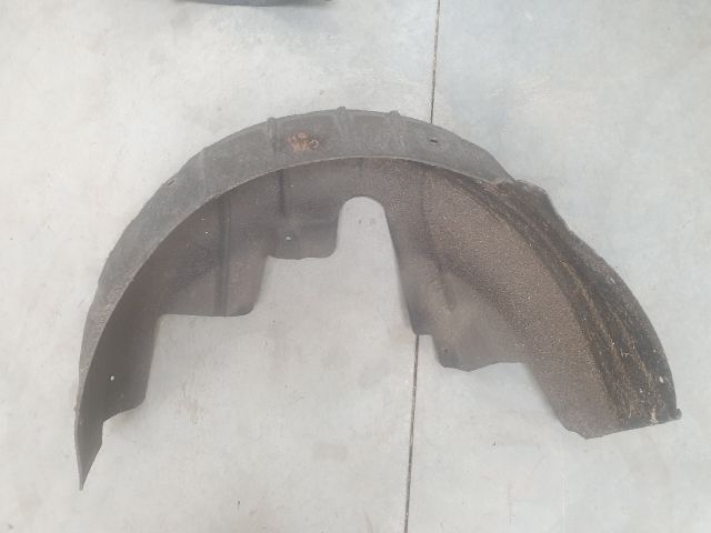 bontott VW GOLF VII Bal hátsó Dobbetét (Kerékjárati, Műanyag)