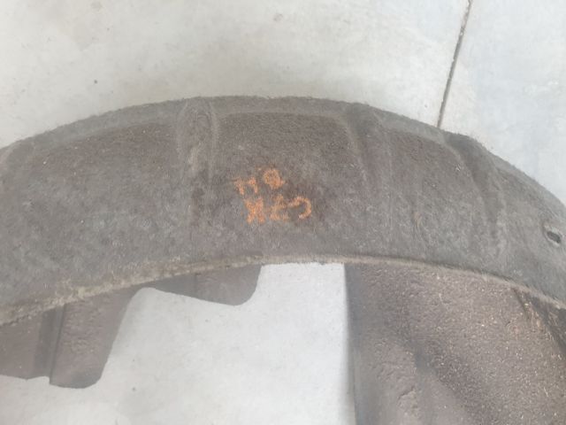 bontott VW GOLF VII Bal hátsó Dobbetét (Kerékjárati, Műanyag)