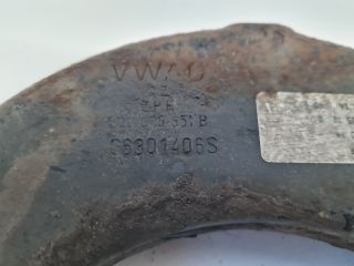 bontott VW GOLF VII Bal hátsó Felső Lengőkar