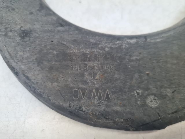 bontott VW GOLF VII Bal hátsó Felső Lengőkar