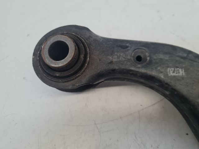 bontott VW GOLF VII Bal hátsó Felső Lengőkar