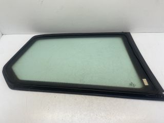 bontott VW GOLF VII Bal hátsó Fixüveg (Ajtóban)