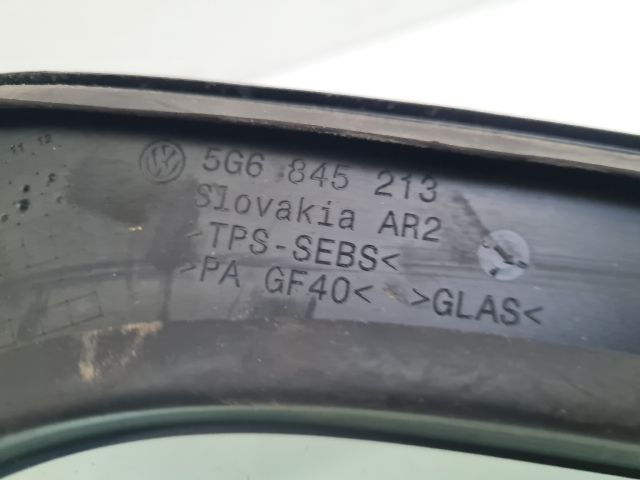 bontott VW GOLF VII Bal hátsó Fixüveg (Ajtóban)