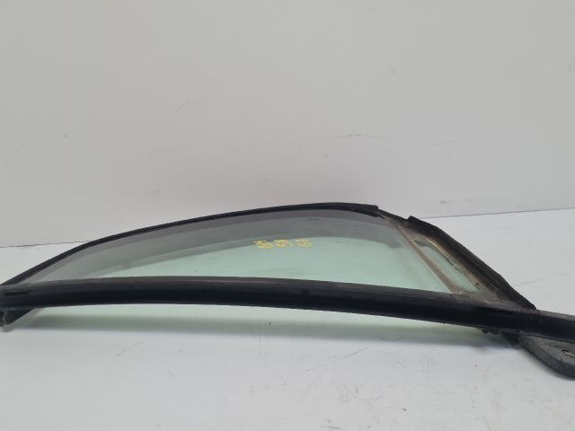 bontott VW GOLF VII Bal hátsó Fixüveg (Ajtóban)