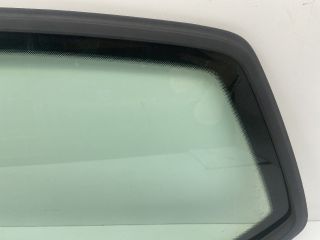 bontott VW GOLF VII Bal hátsó Fixüveg (Ajtóban)