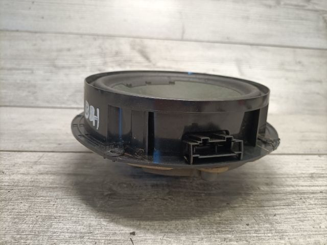 bontott VW GOLF VII Bal hátsó Hangszóró