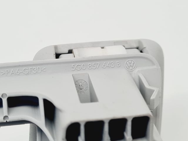 bontott VW GOLF VII Bal hátsó Kapaszkodó (Felső)