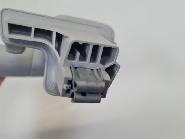 bontott VW GOLF VII Bal hátsó Kapaszkodó (Felső)