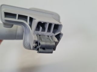 bontott VW GOLF VII Bal hátsó Kapaszkodó (Felső)